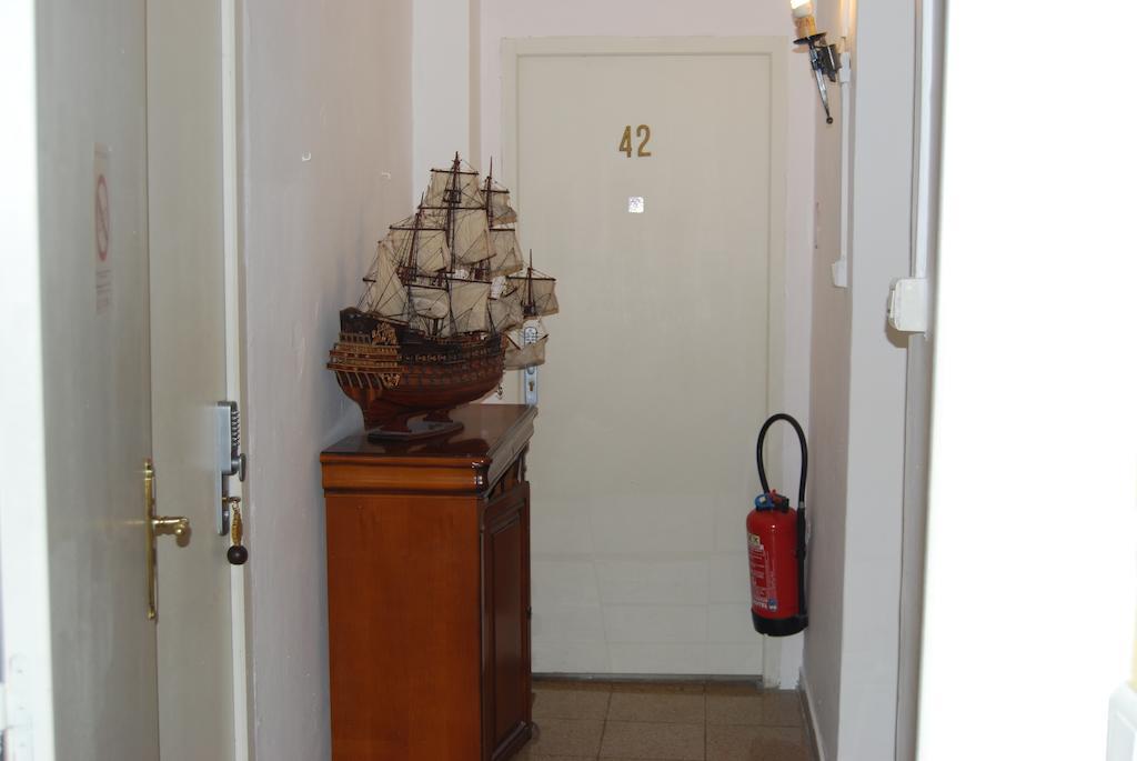 Hotel Azur نيس المظهر الخارجي الصورة