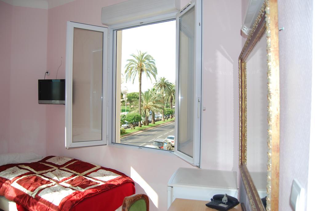Hotel Azur نيس المظهر الخارجي الصورة